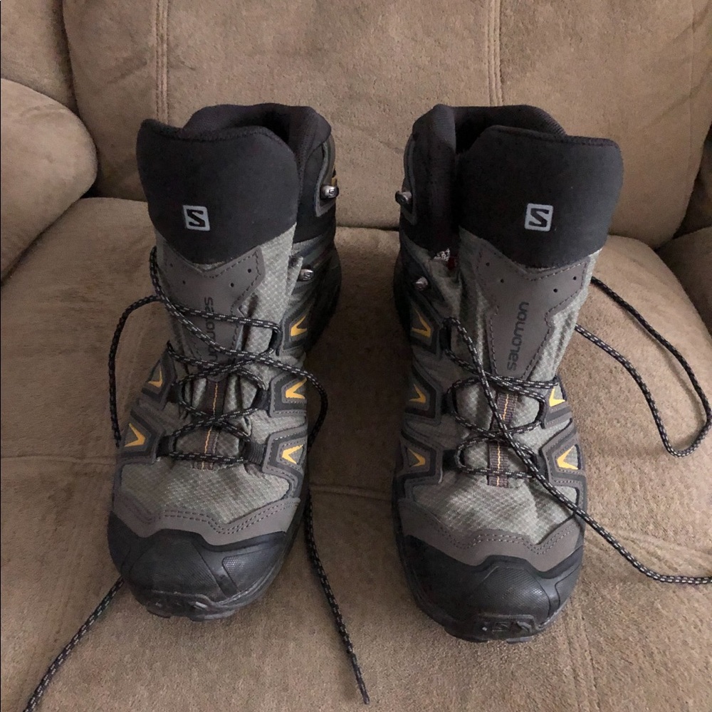 Solomon X Ultra 3 Wide Mid GTX Hiking Boot